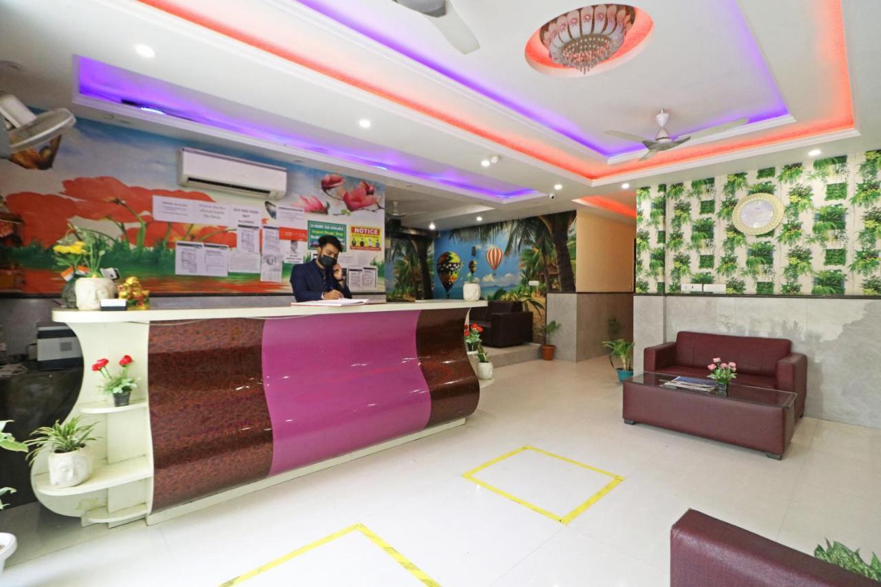 Hotel Smart Signature - Delhi Airport Nuova Delhi Esterno foto