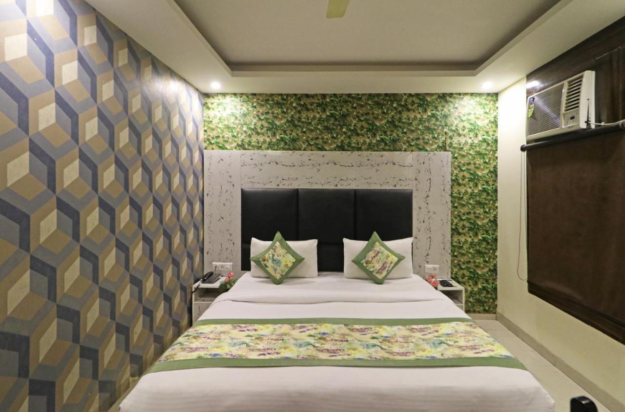 Hotel Smart Signature - Delhi Airport Nuova Delhi Esterno foto