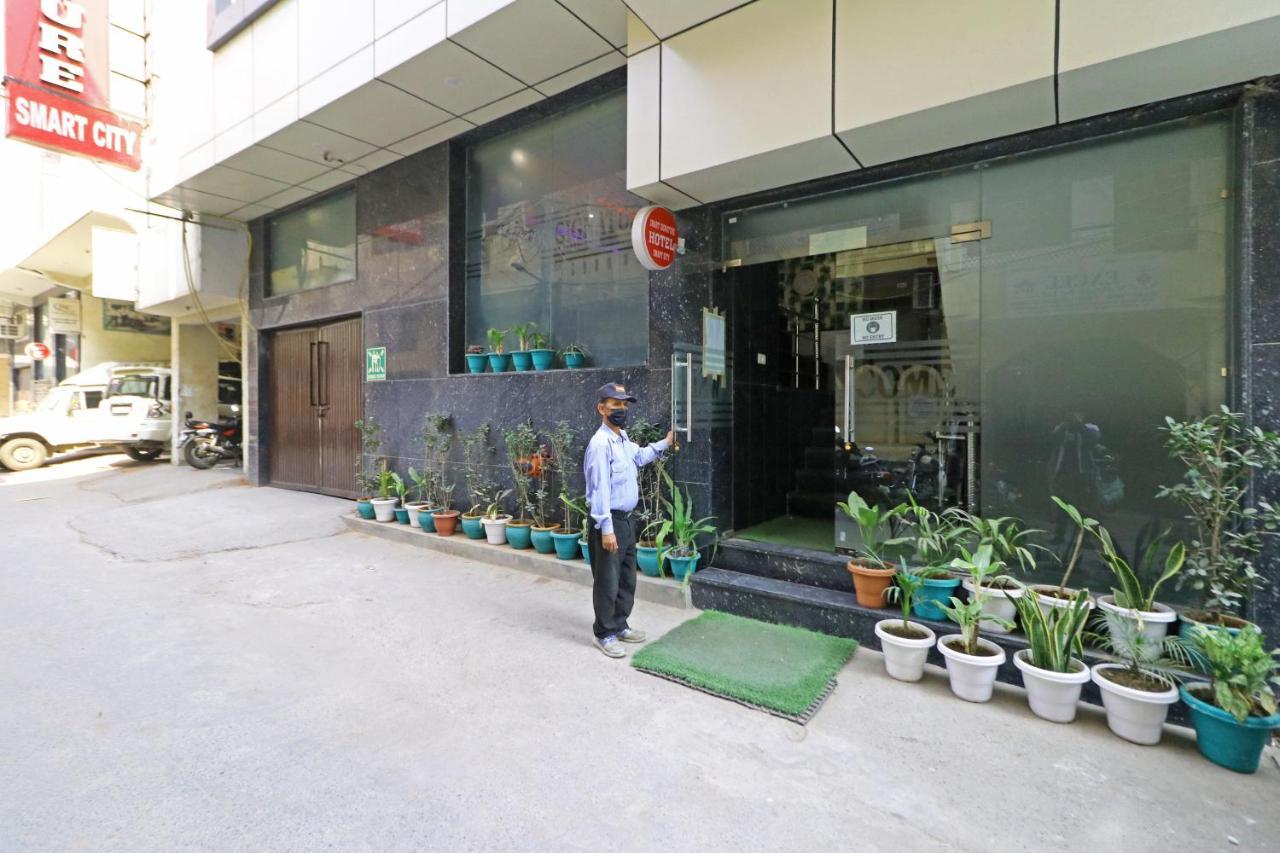 Hotel Smart Signature - Delhi Airport Nuova Delhi Esterno foto