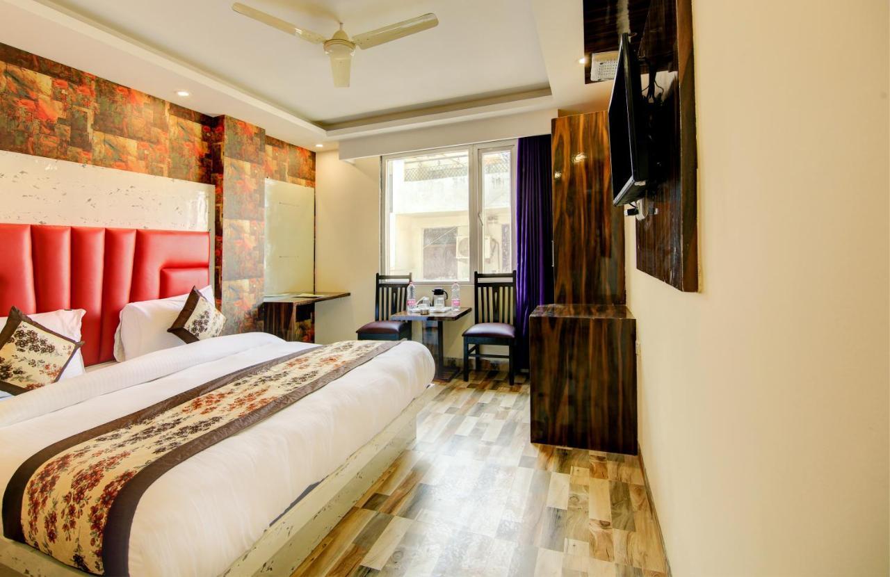 Hotel Smart Signature - Delhi Airport Nuova Delhi Esterno foto